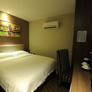 Deluxe Double Room without Window